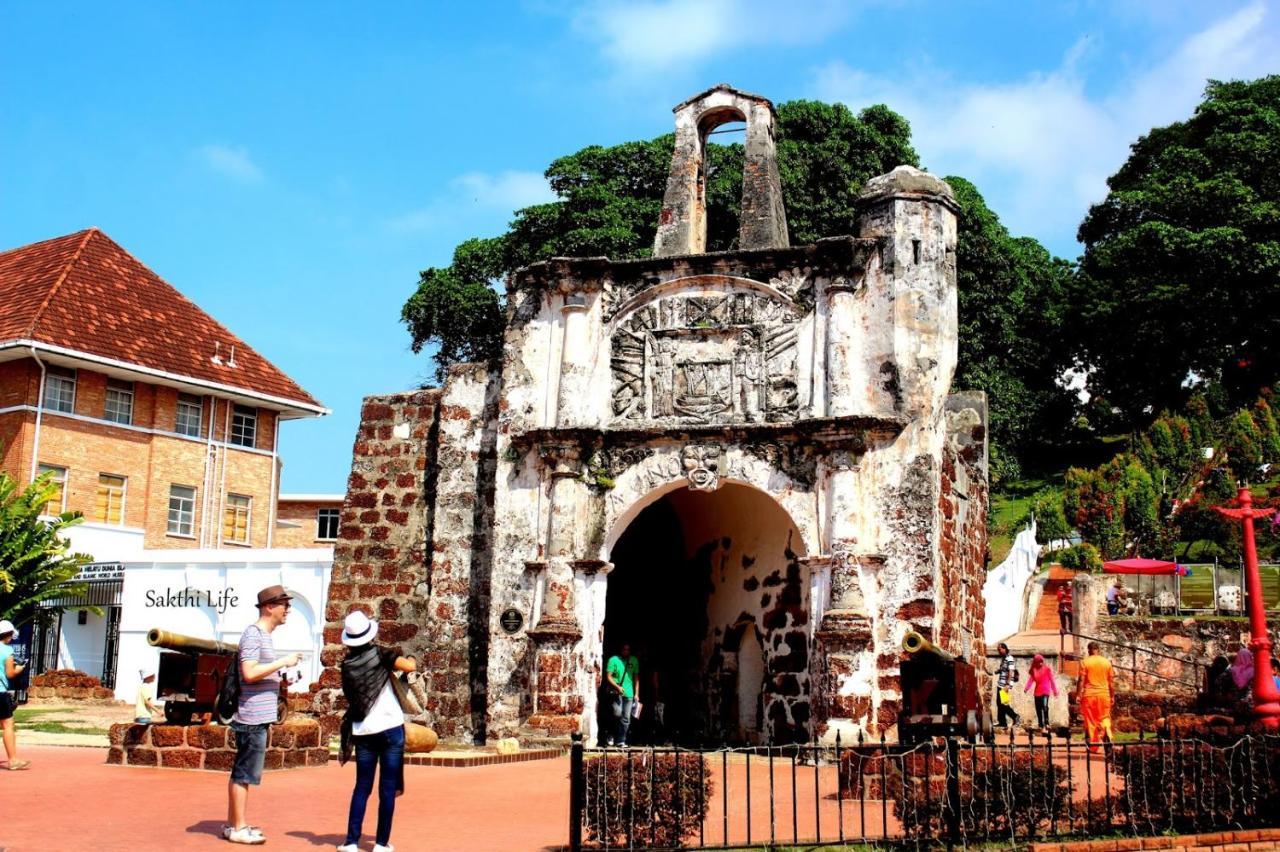 Melaka Top Largest Waterpark Resort - By Youbnb Homestay Melaka Ngoại thất bức ảnh