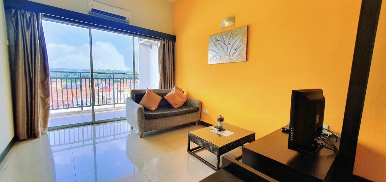 Melaka Top Largest Waterpark Resort - By Youbnb Homestay Melaka Ngoại thất bức ảnh
