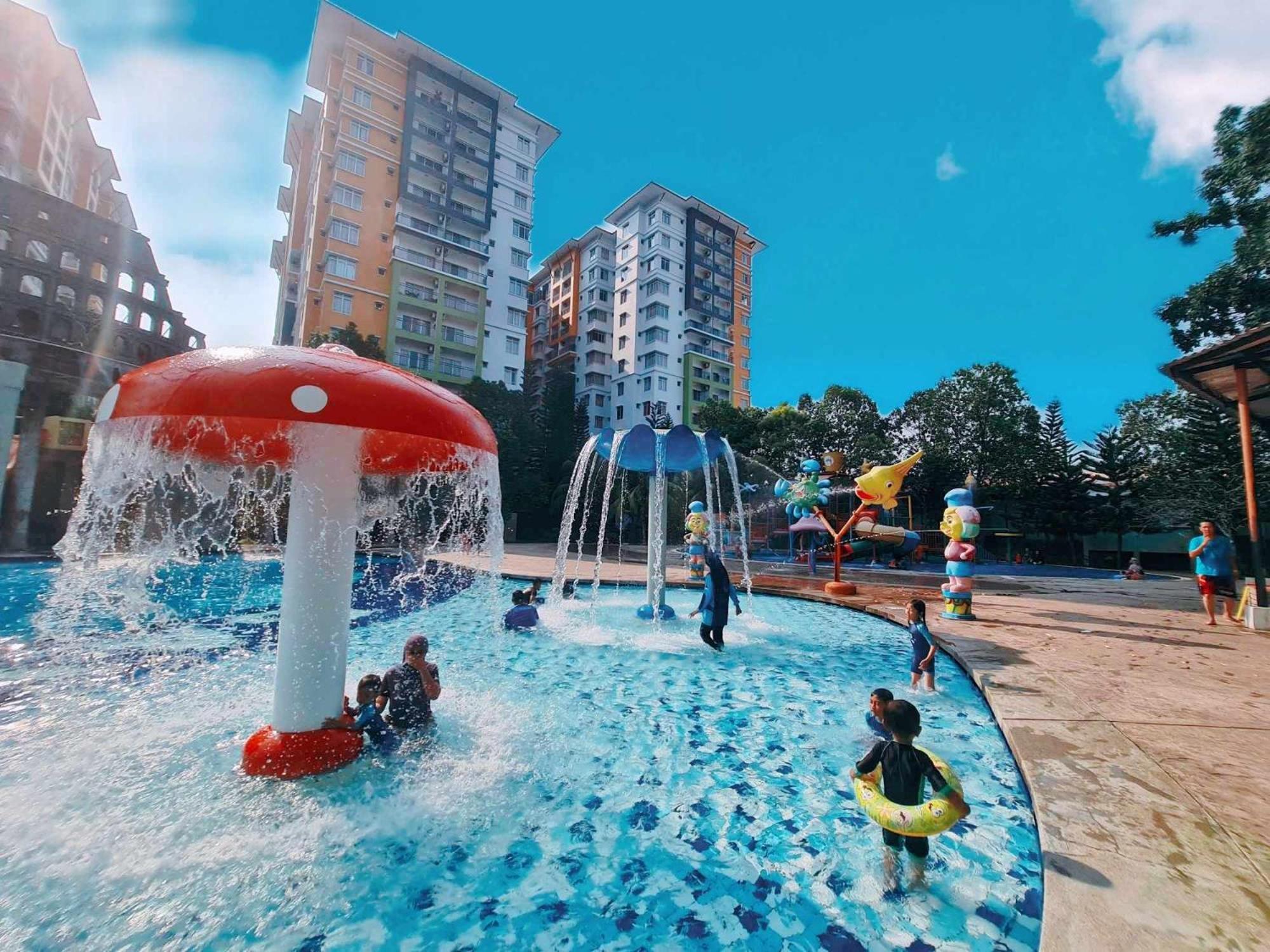 Melaka Top Largest Waterpark Resort - By Youbnb Homestay Melaka Ngoại thất bức ảnh